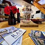Casa Bella Rab 別荘