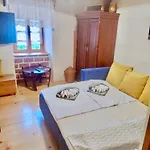 Casa Bella Rab 別荘 Mundanije