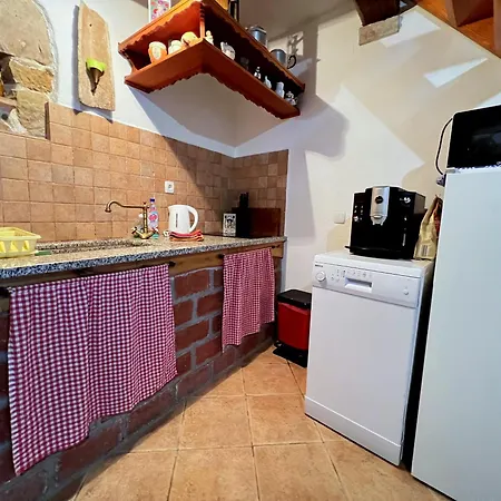 Casa Bella Rab Feriehus Mundanije