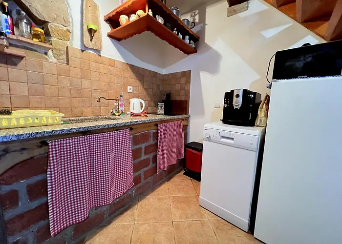 Casa Bella Rab Feriehus Mundanije
